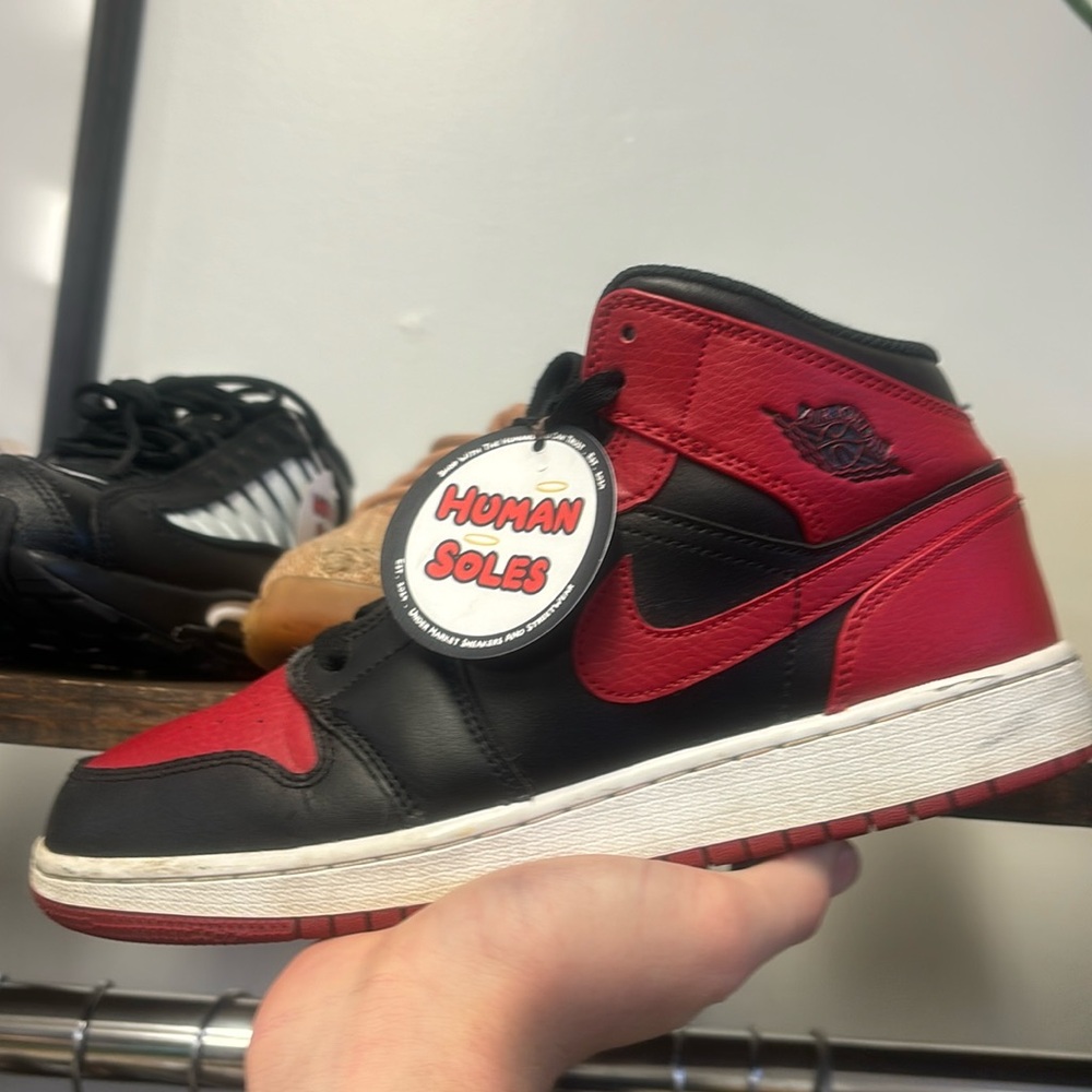 Jordan 1 Mid Banned
